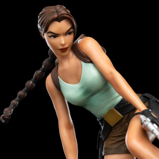 weta lara croft the ruins of revelation mini statue
